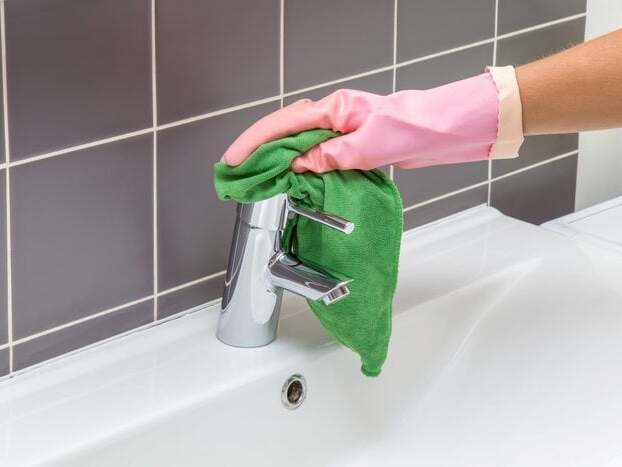 Professional deep cleaning service detail